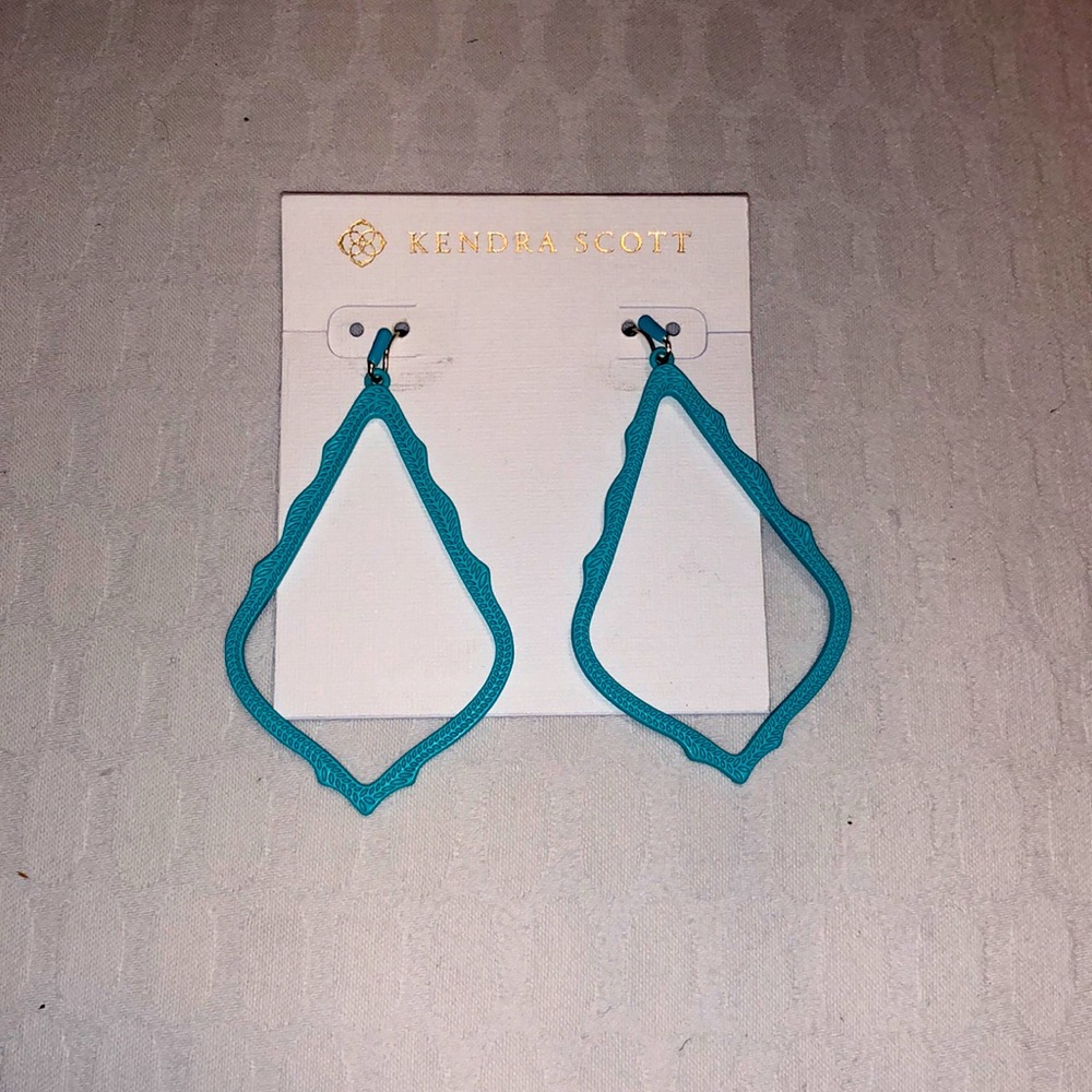 Kendra Scott Sophee Drop Earrings